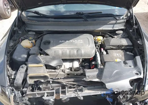 2015 Jeep Cherokee Latitude z USA, uszkodzony, nr VIN 1C4PJLCB6FW791182